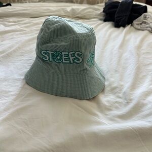 STOEFS Lovers Reversible Bucket Hat